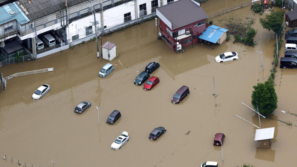 Japão/Governo emite alerta máximo inédito para chuvas em Chiba após temporal mortal