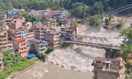 Nepal/Mais de 1.300 desaparecidos  após enxurradas