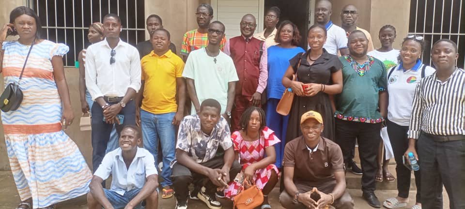 Regiões/Presidente da Comissão da Juventude da União Africana preocupado com uso de drogas e suas consequências nos jovens