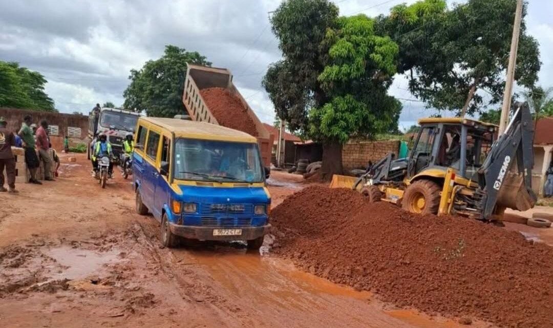 Governo inicia Obras de manutenção pontual da estrada  Antula/N´Dame