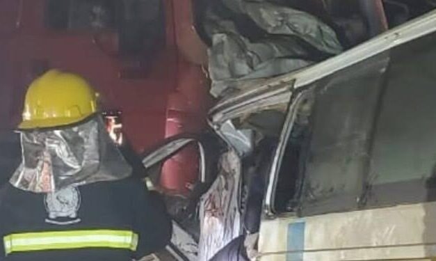 Uganda/ Quatorze mortos em acidente de trânsito a estrada Kampala-Masaka