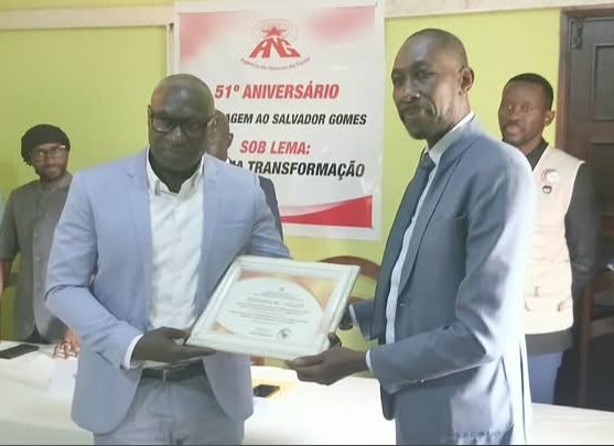 Comunicação social/ Ex- Diretor-geral da ANG diz estar disponível para apoiar    os trabalhos de modernização do órgão