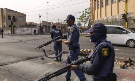 África do Sul/Tiroteio em Durban provoca 11 mortos
