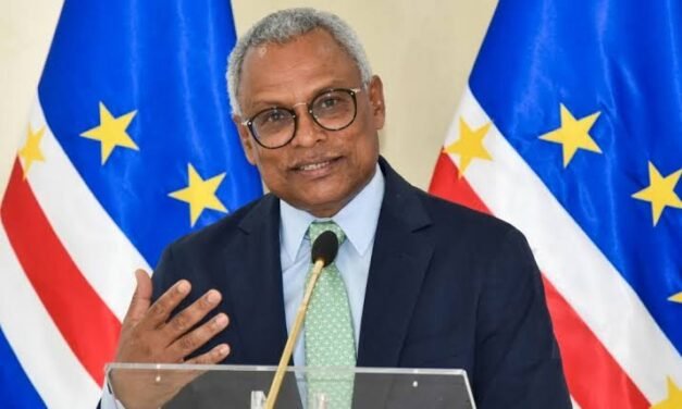 Cabo Verde/José Maria Neves anuncia recandidatura presidencial