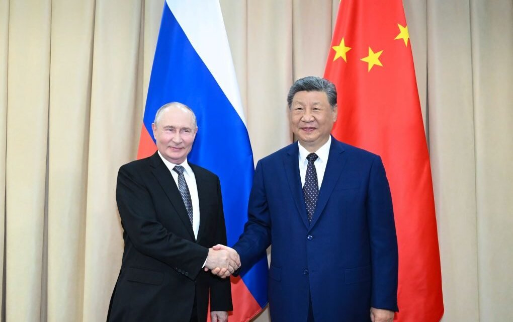 China/Xi disse que espera uma base mais sólida para relações China/Rússia