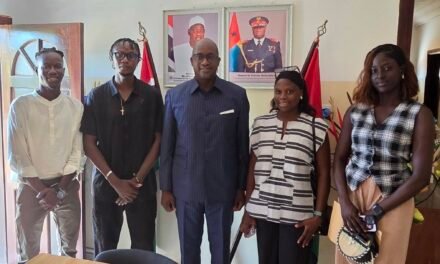 Embaixador Luís de Barros felicita Grupo “Biombo Promotion & MMEE” pelos trabalhos de  promoção da cultura guineense na Gâmbia