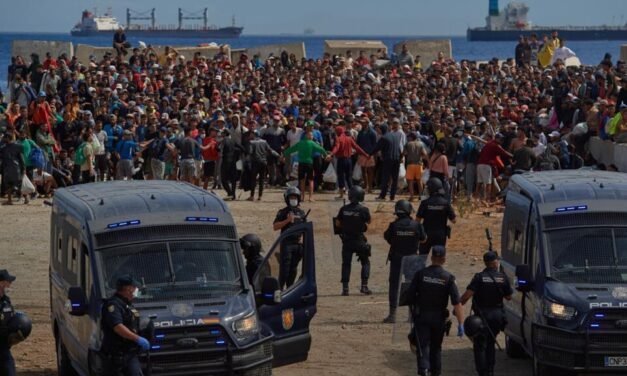 Espanha/Crise migratória em Ceuta leva Itália e Espanha a prolongar controlos nas fronteiras do Espaço Schengen