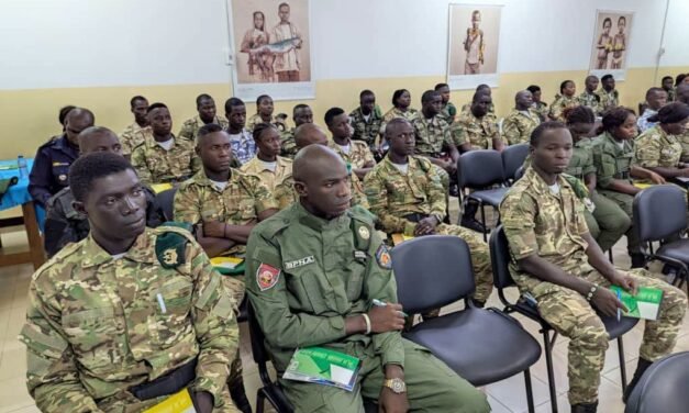 Cerca de 60 militares da BPNA recebem formação no domínio da Proteção Ambiental