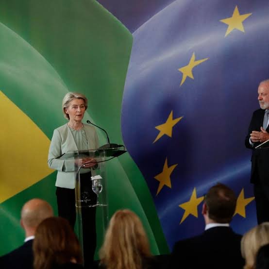 França/’Democracia e multilateralismo venceram’, diz UE após vitória de Lula
