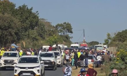 África do Sul/ Dois membros do ANC mortos a tiros durante campanha eleitoral