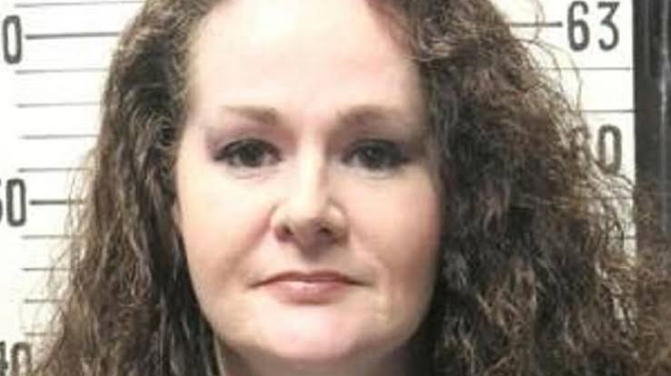 EUA/ ONU pede que Tennessee desista de executar mulher que sobreviveu à injeção letal
