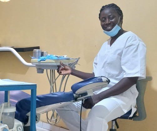 Cirurgiã dentista alerta para importância de manter boa higiene nessa zona do corpo