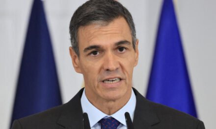 Espanha/Pressionado por protestos, Pedro Sánchez convoca eleições legislativas antecipadas na Espanha