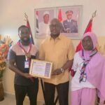 Gâmbia / Delegação distrital de escuteiros de Kombo North entrega certificado de reconhecimento a Chancelaria da Embaixada da Guiné-Bissau