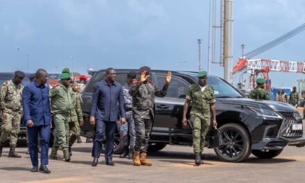 Presidente da República  e Primeiro-ministro de Transição  acompanham obras de dragagem do Porto comercial de Bissau