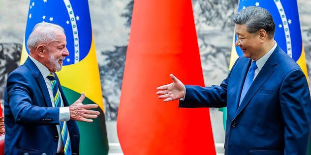 China/Xi parabeniza Lula ￼pela reeleição como presidente do Brasil