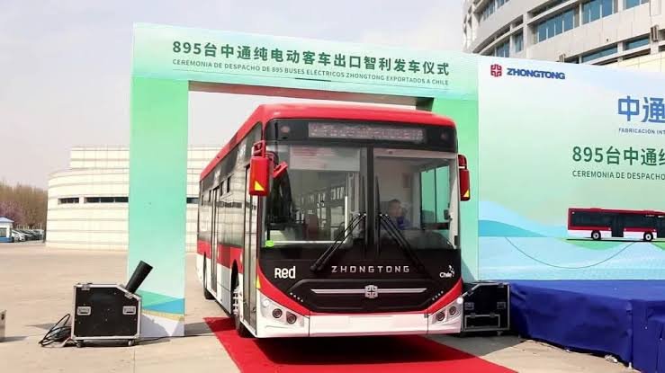 China/Autocarros chineses de nova energia impulsionam transporte verde global