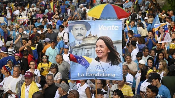Venezuela/Milhares vão às ruas para exigir eleições e o retorno de María Corina Machado