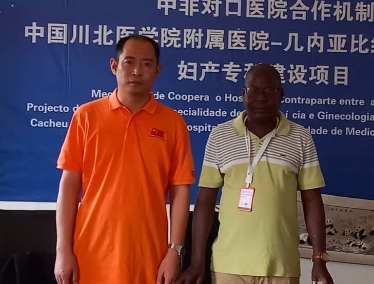 Regiões/ Oftalmologistas guineenses e chineses em campanha de consultas em Canchungo