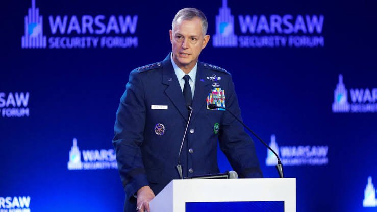 Europa/NATO quer definir limites perante ameaça híbrida russa