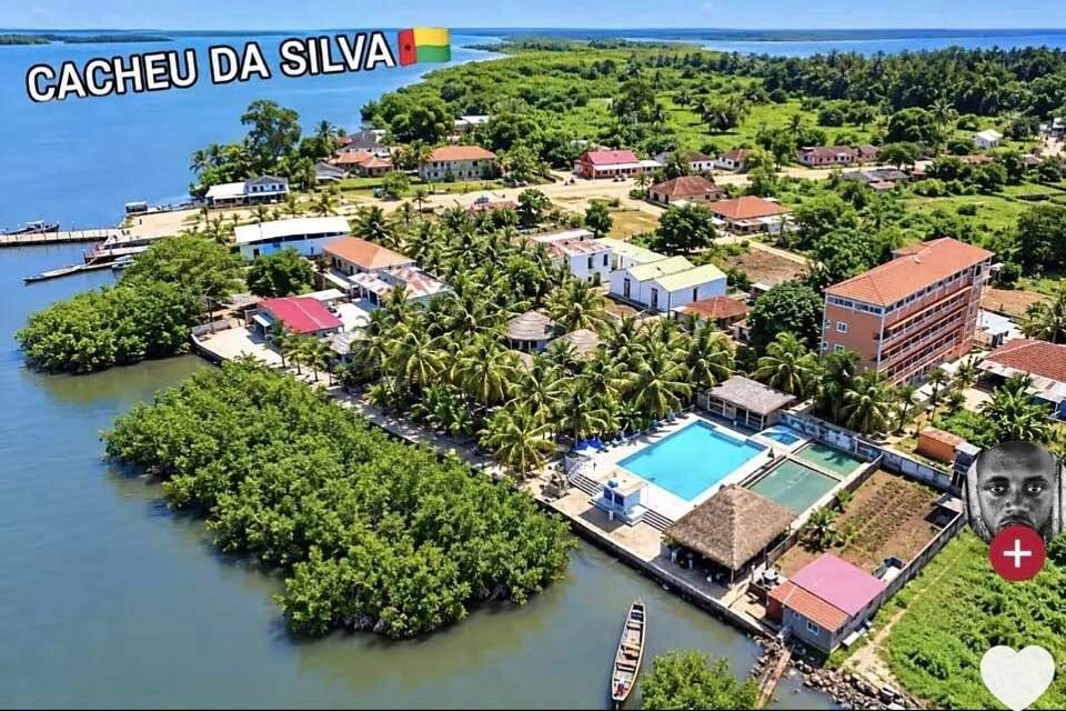 VISTA DA CIDADE DE CACHEU, NORTE DA GUINÈ-BISSAU